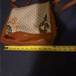Fossil Women's Tan and Cream Crossbody Bag